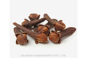 Cloves Cloves